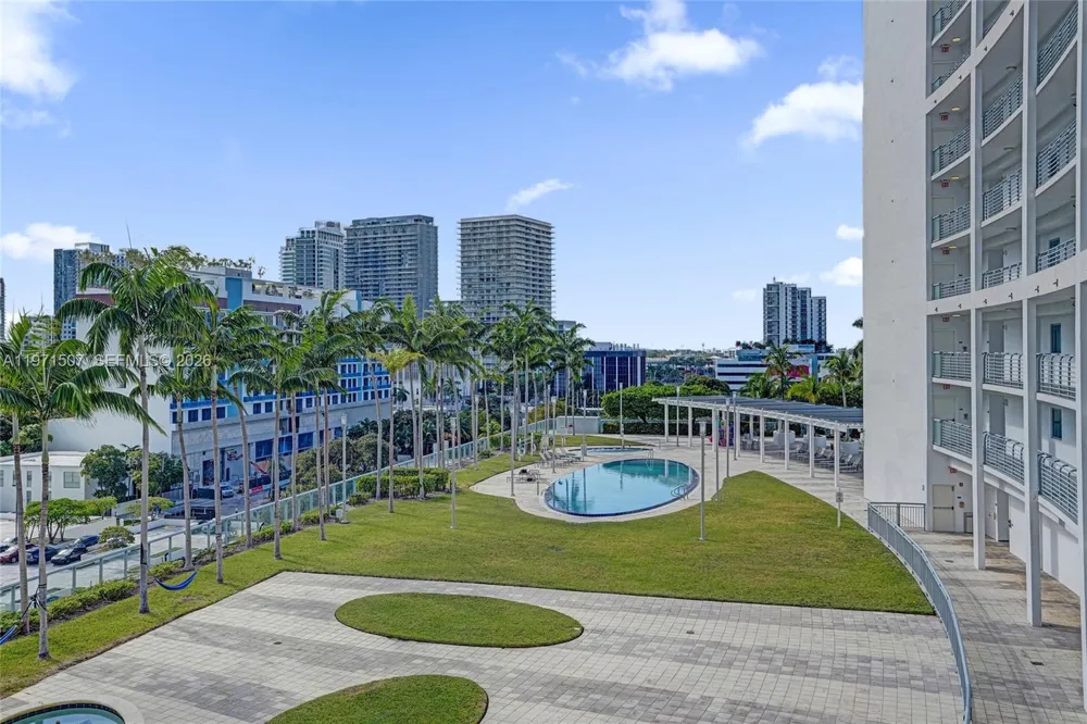 601 NE 36th St #1908 Miami, FL 33137