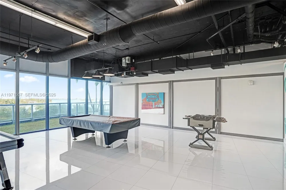 601 NE 36th St #1908 Miami, FL 33137
