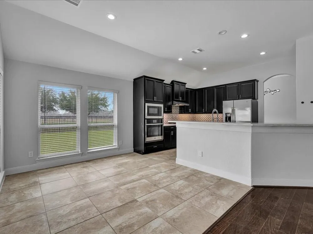 6302 Fisher Reef Drive Beach City, TX 77523
