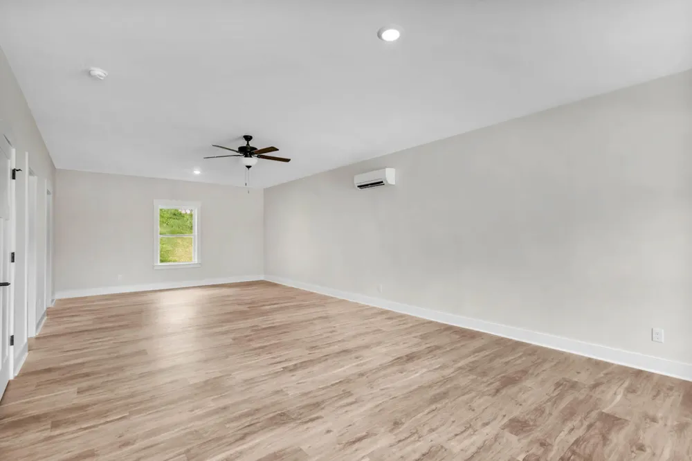 6583 Long Horn Street Birchwood, TN 37308