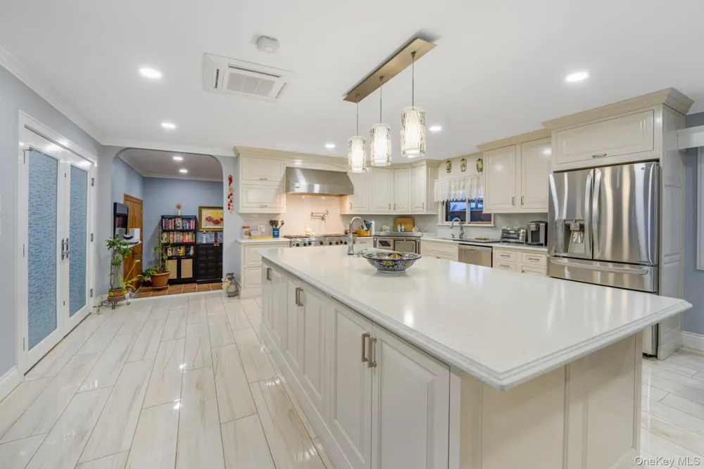 6372 74th Street Middle Village, NY 11379