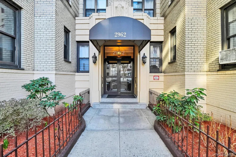 2962 Decatur Avenue #5th Floor Bronx, NY 10458