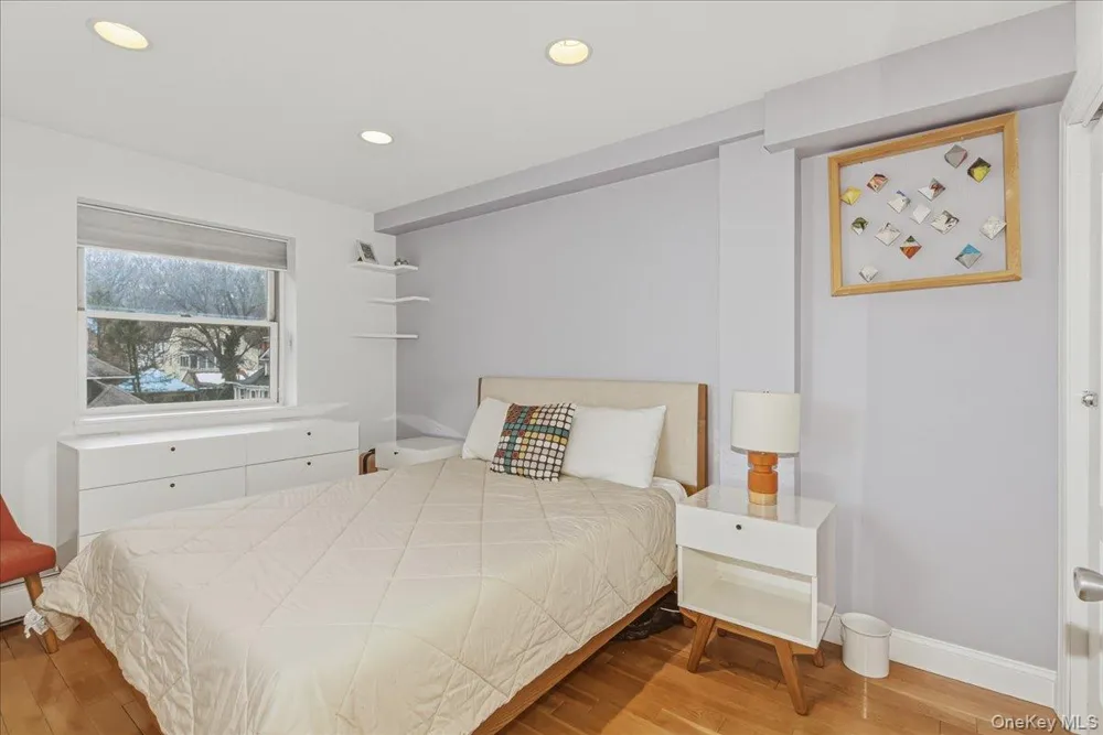 83-71 116th Street #4B Kew Gardens, NY 11418