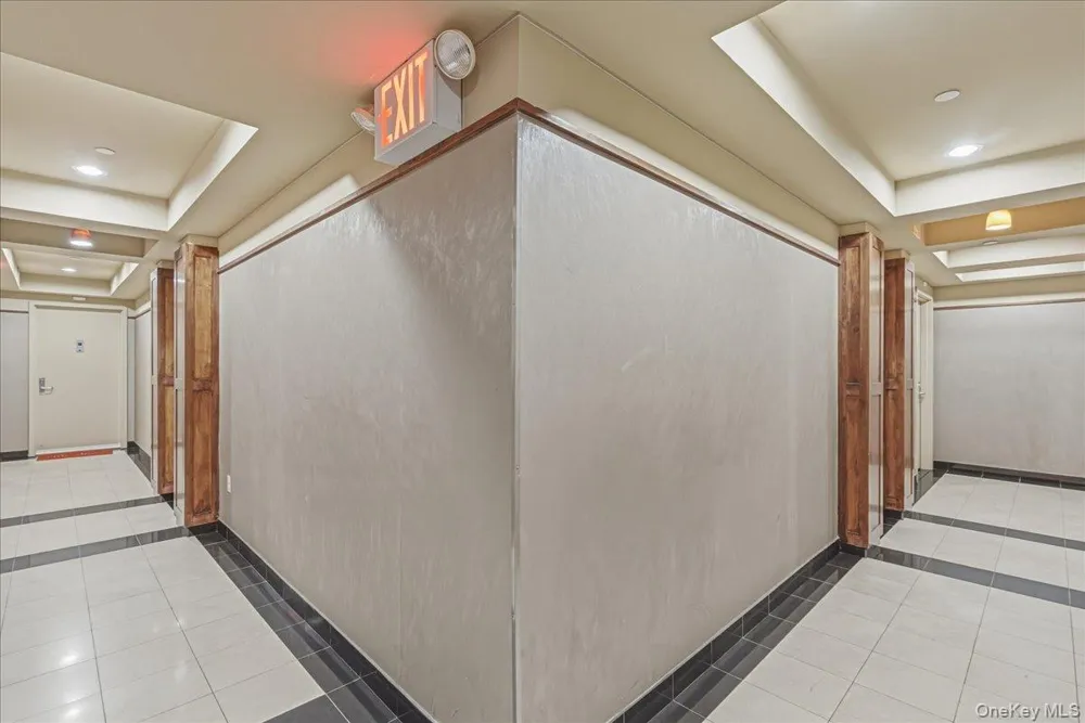 83-71 116th Street #4B Kew Gardens, NY 11418