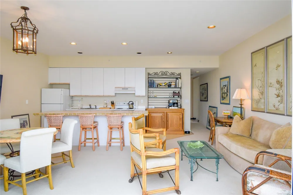 256 Dune Westhampton Beach, NY 11978