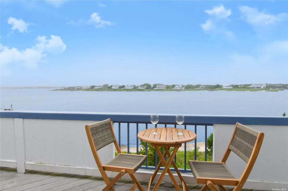 256 Dune Westhampton Beach, NY 11978