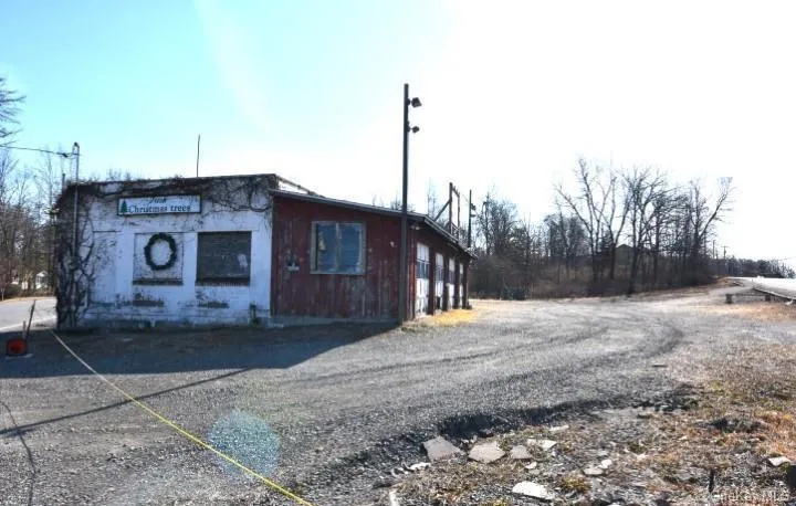 1104 State Route 28 Kingston, NY 12401
