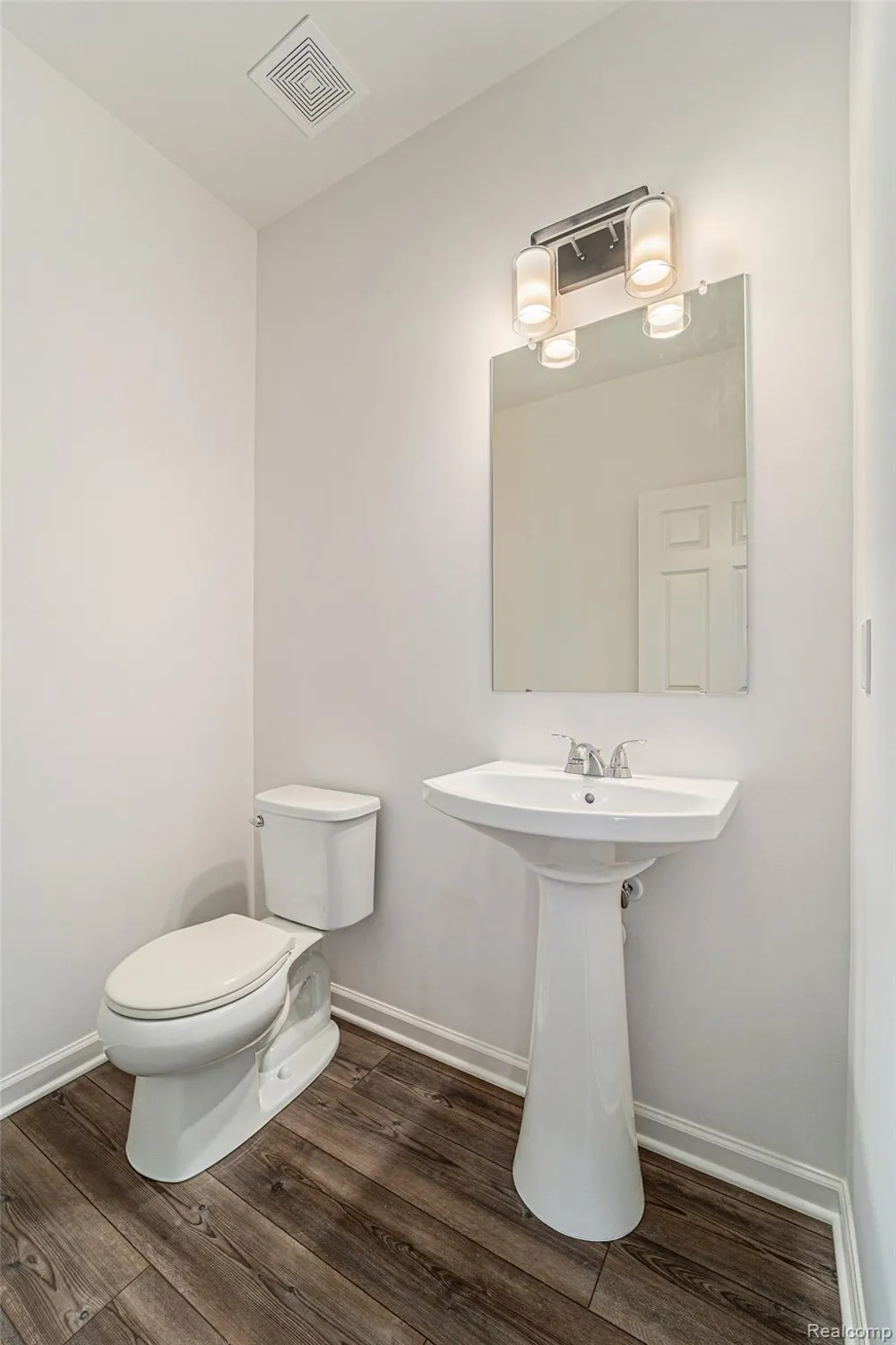 7557 Orchard Lane Washington Township, MI 48095