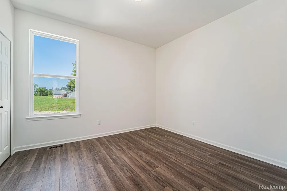 7557 Orchard Lane Washington Township, MI 48095