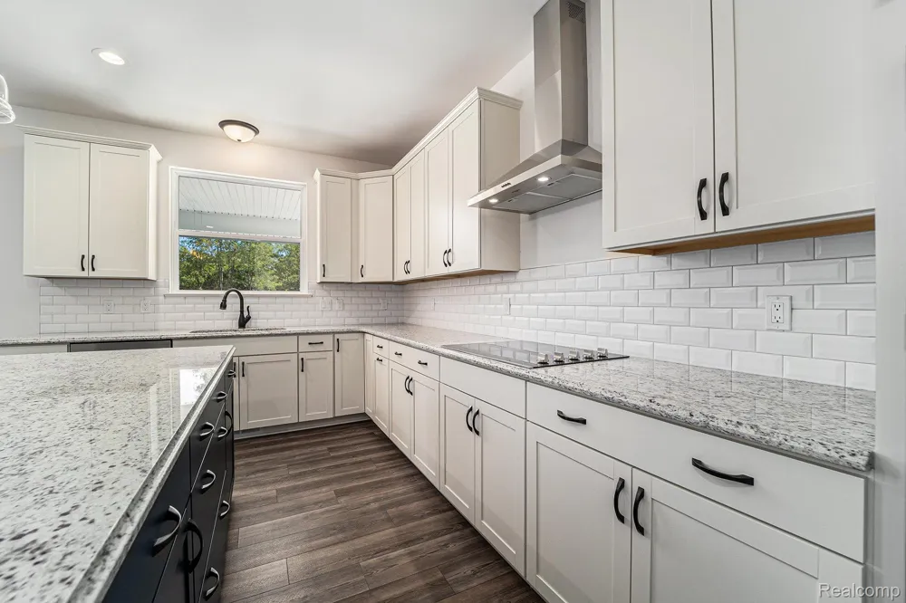 7557 Orchard Lane Washington Township, MI 48095