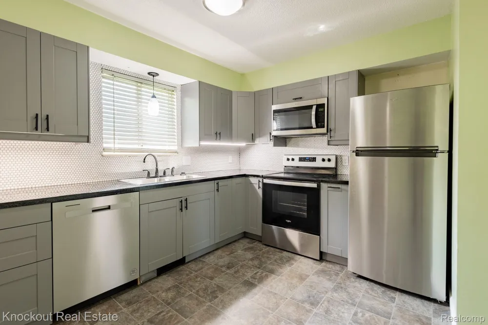 3782 Egan Street Bridgeport Charter Township, MI 48601
