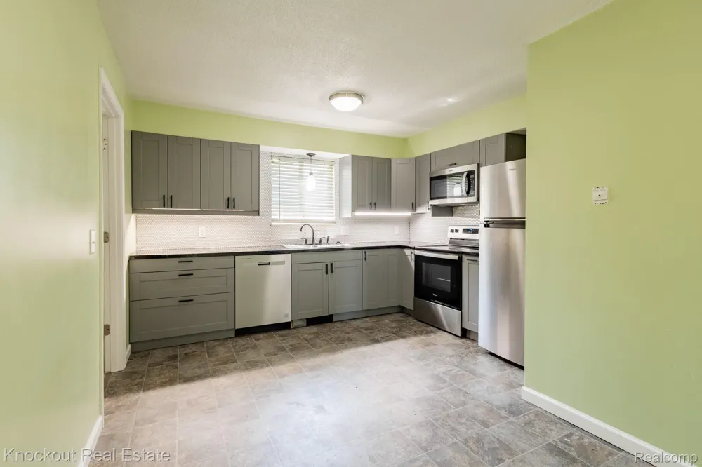 3782 Egan Street Bridgeport Charter Township, MI 48601