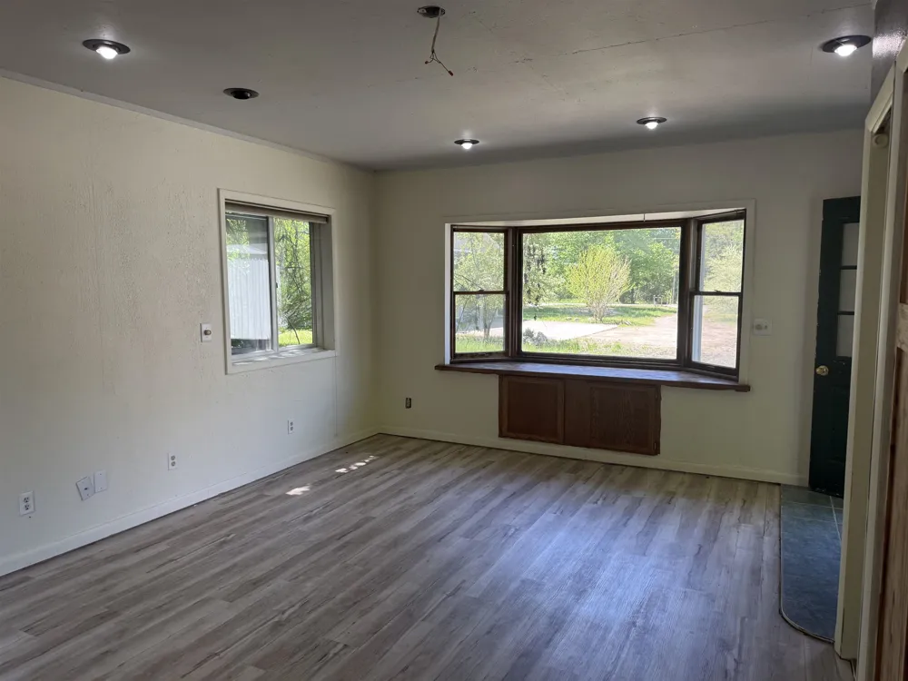 8923 SE Torch Lake Drive Helena Township, MI 49612