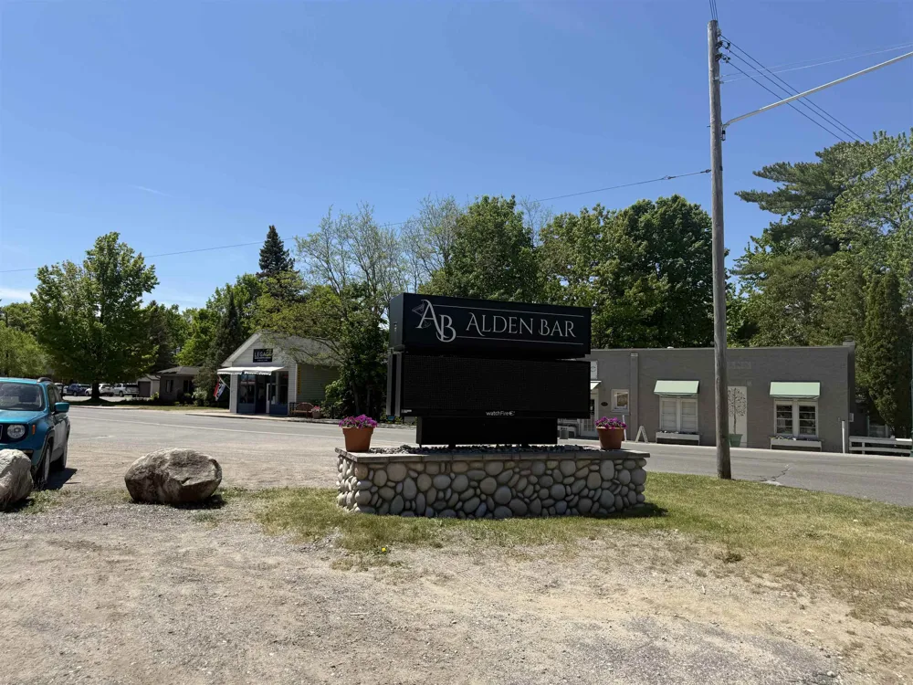 8923 SE Torch Lake Drive Helena Township, MI 49612
