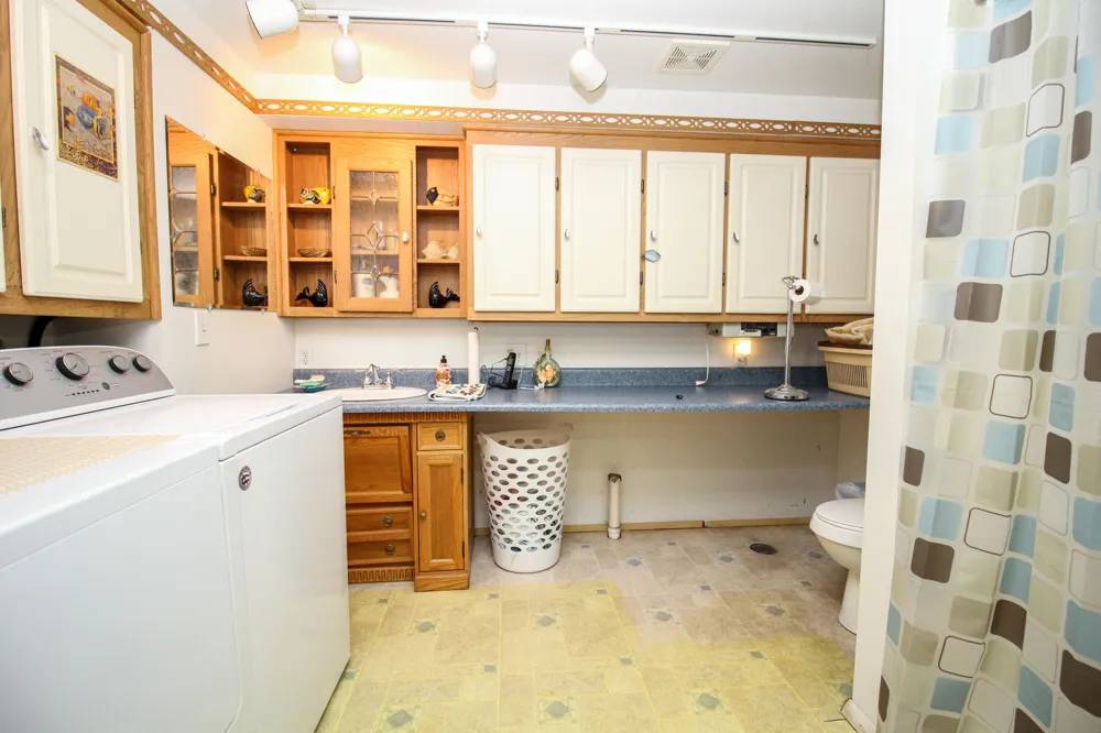 8077 W Q AVENUE Texas Charter Township, MI 49009