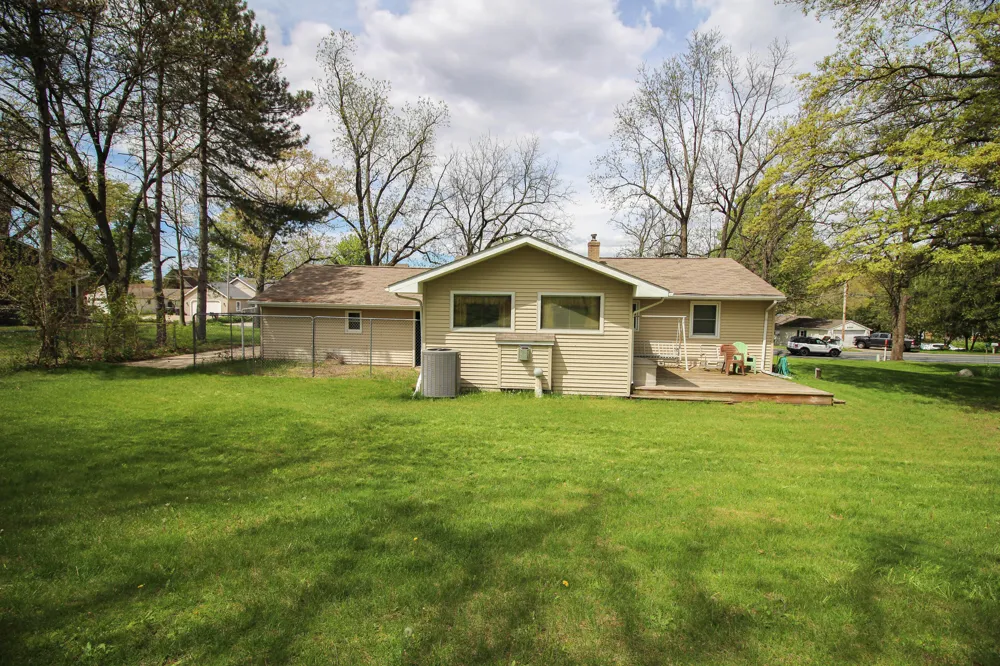 8077 W Q AVENUE Texas Charter Township, MI 49009