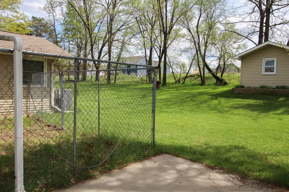 8077 W Q AVENUE Texas Charter Township, MI 49009