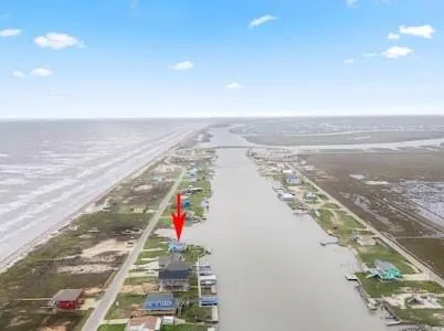 501 Cr 230 Sargent, TX 77414