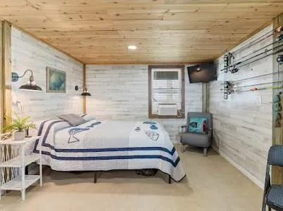 501 Cr 230 Sargent, TX 77414