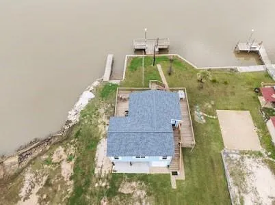 501 Cr 230 Sargent, TX 77414