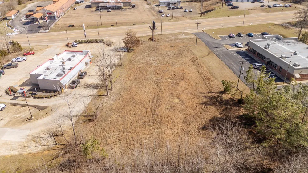 0 MULBERRY AVE Selmer, TN 38375