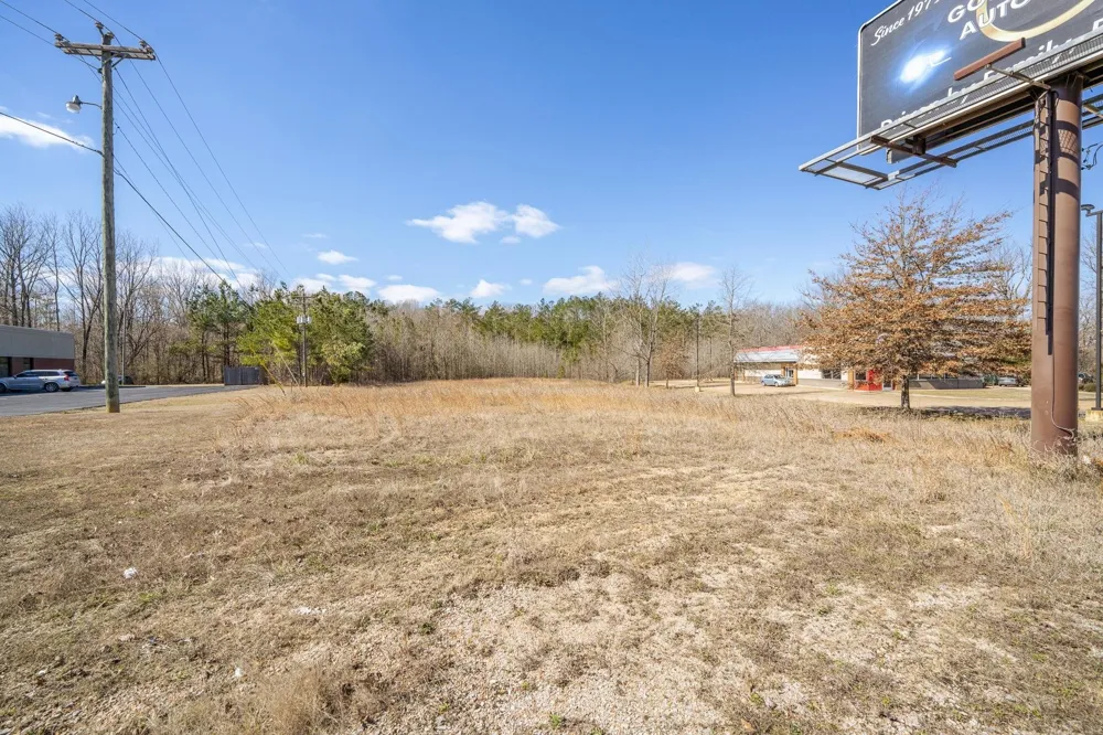 0 MULBERRY AVE Selmer, TN 38375