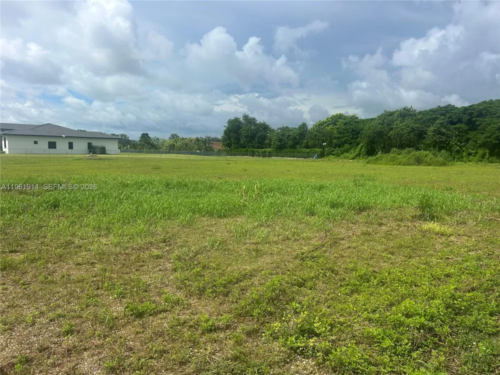 23800 SW 209th Pl Homestead, FL 33031