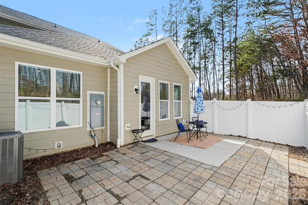 8238 Merryvale Lane Charlotte, NC 28214