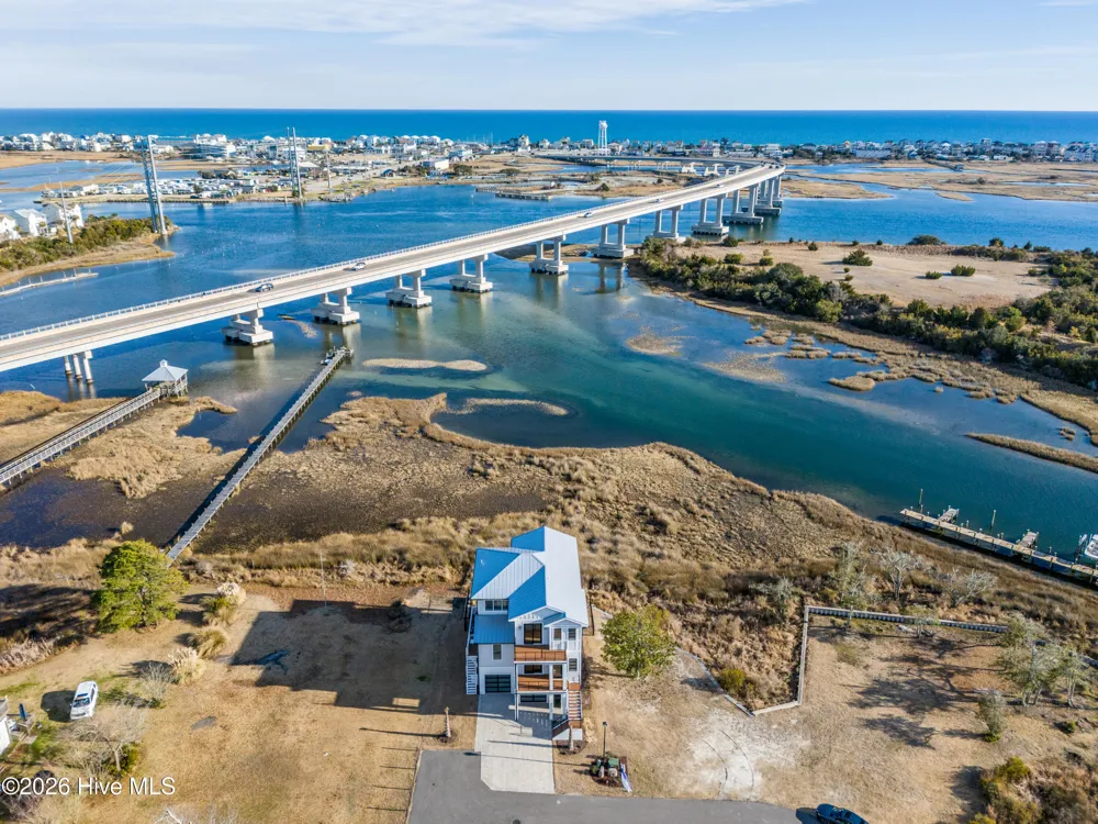 113 Diamond Pt Court Surf City, NC 28445