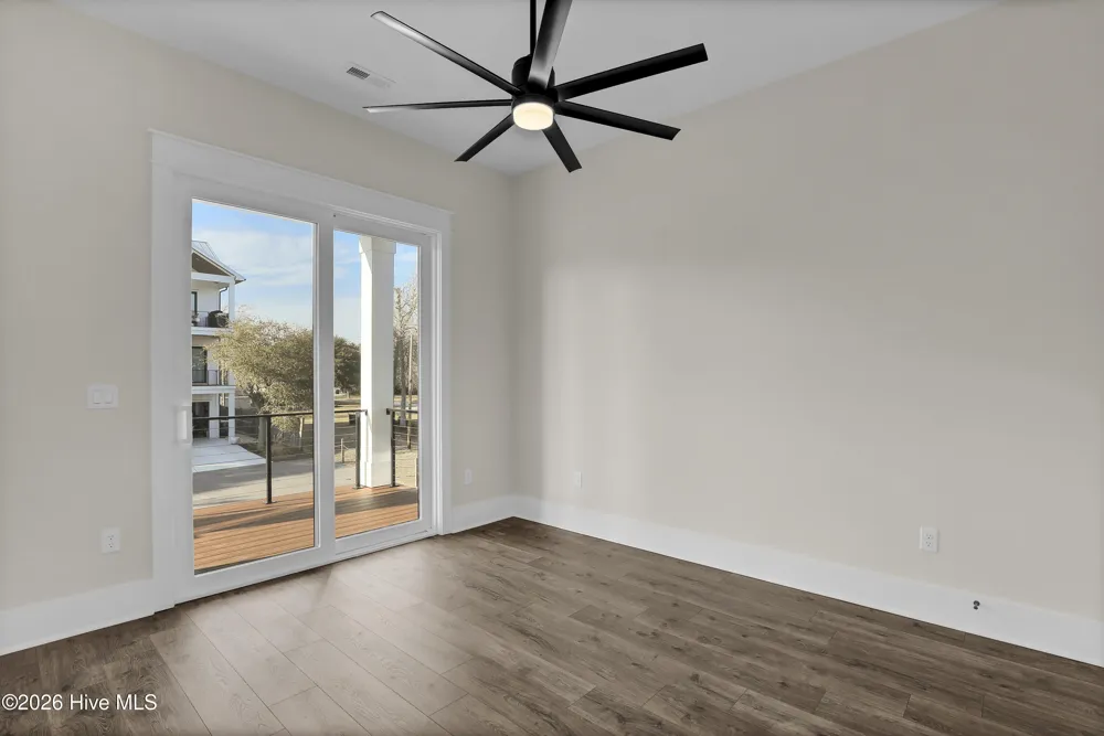 113 Diamond Pt Court Surf City, NC 28445