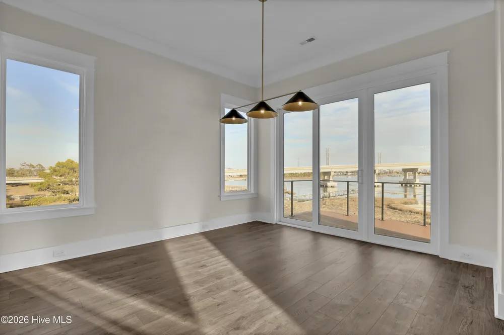 113 Diamond Pt Court Surf City, NC 28445