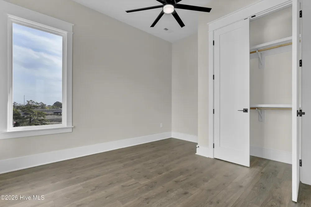 113 Diamond Pt Court Surf City, NC 28445