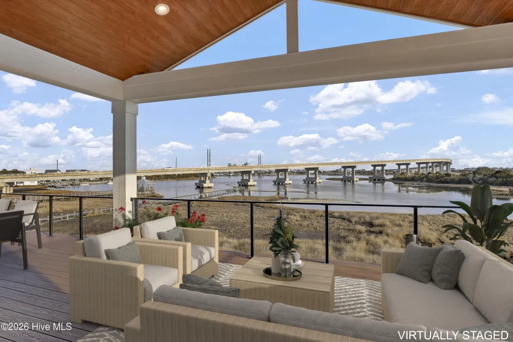 113 Diamond Pt Court Surf City, NC 28445