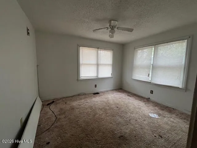 413 W Church Street Williamston, NC 27892