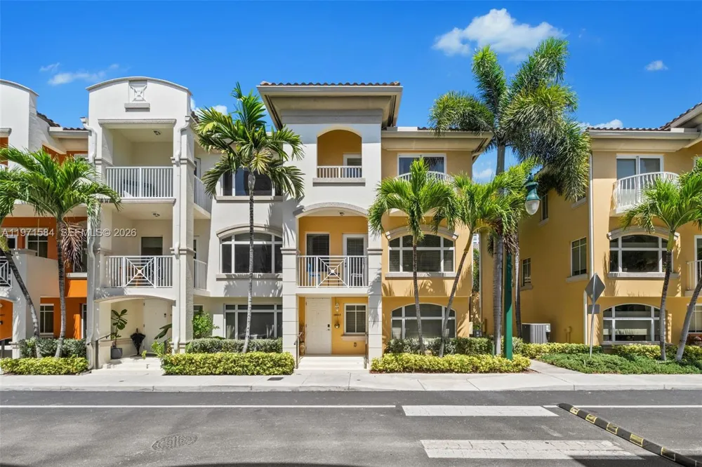 18413 NE 27th Ct #18413 Aventura, FL 33160