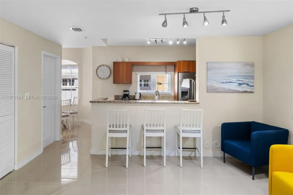 18413 NE 27th Ct #18413 Aventura, FL 33160