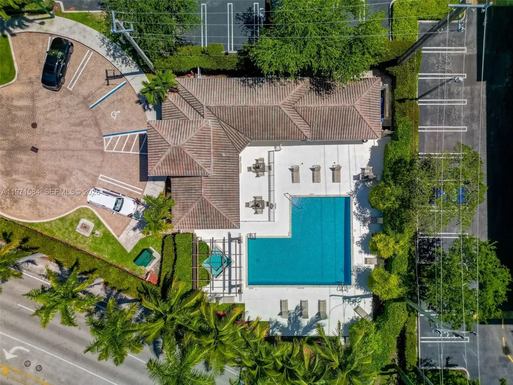 18413 NE 27th Ct #18413 Aventura, FL 33160