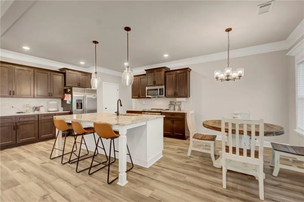 706 Lindsey Brooke Trace Bonaire, GA 31005