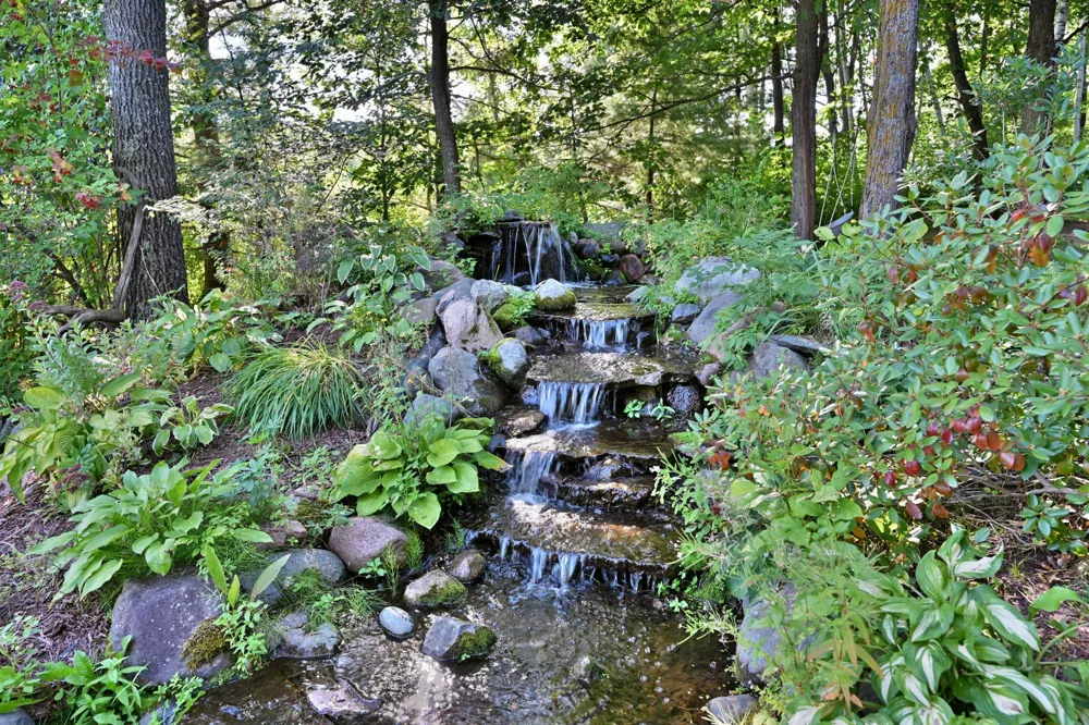 W2325 Belvidere Road Sarona, WI 54870
