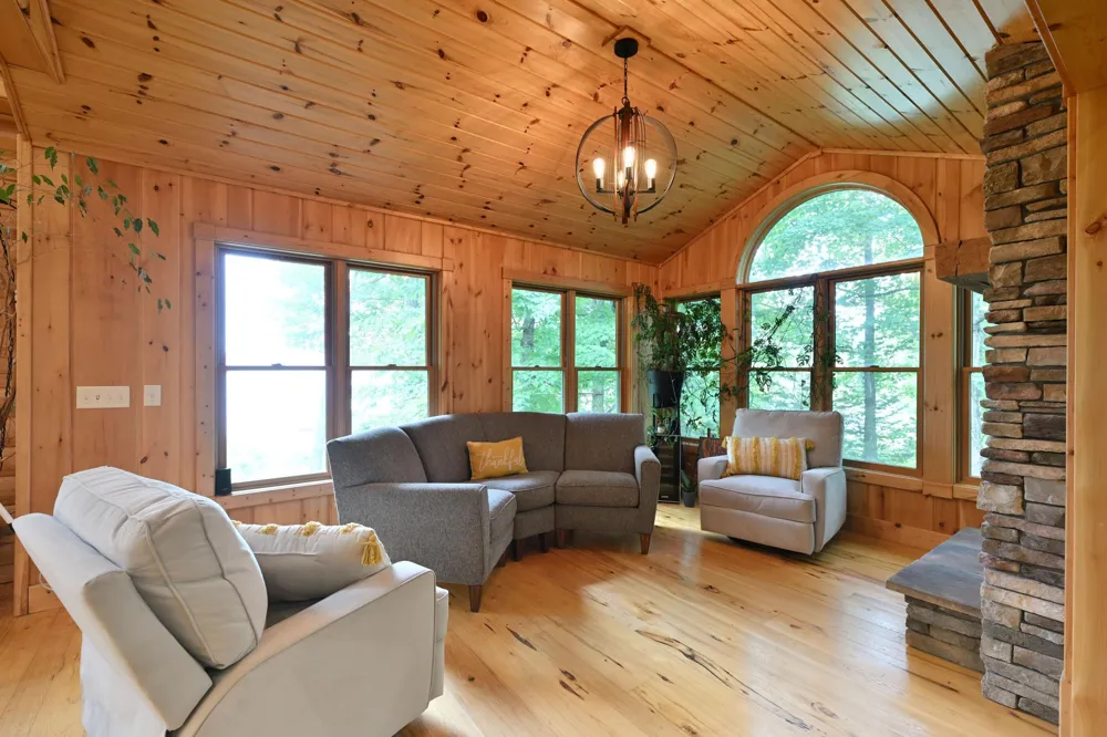 W2325 Belvidere Road Sarona, WI 54870