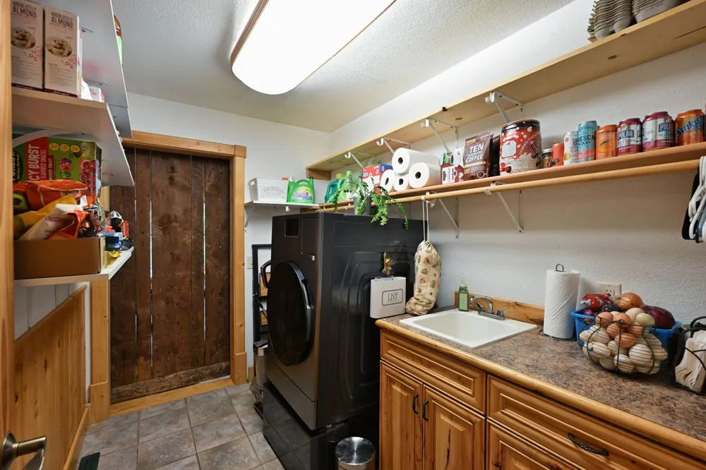 W2325 Belvidere Road Sarona, WI 54870
