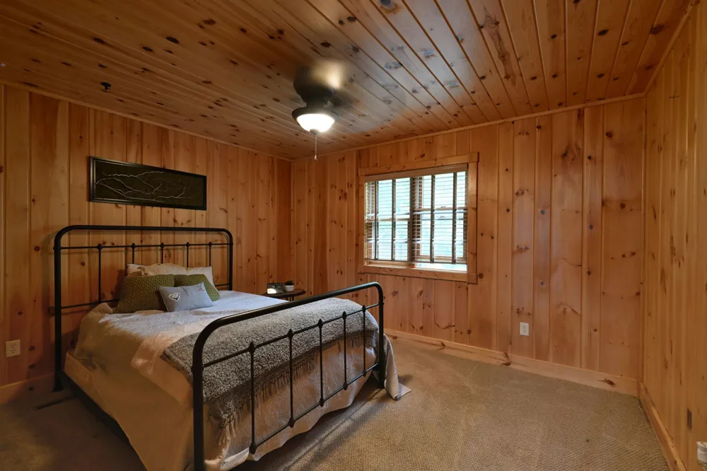 W2325 Belvidere Road Sarona, WI 54870