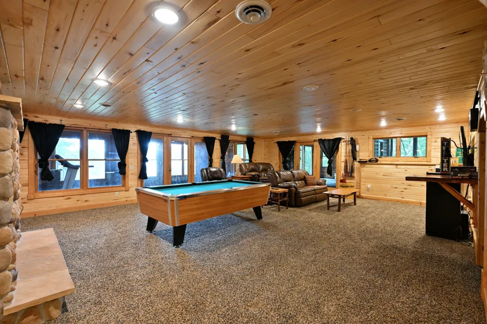 W2325 Belvidere Road Sarona, WI 54870