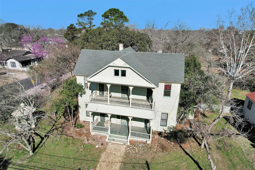 311 E Colorado Street La Grange, TX 78945