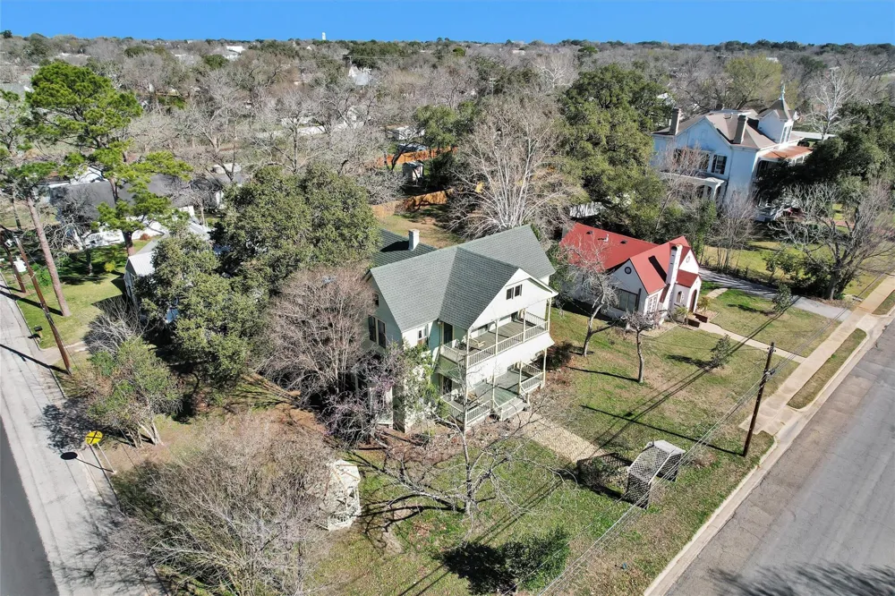 311 E Colorado Street La Grange, TX 78945