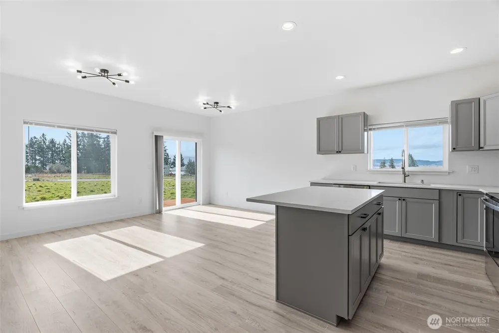 9 Anchor Way #B Cathlamet, WA 98612