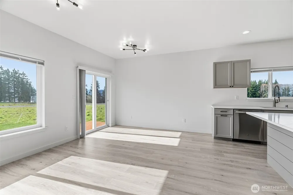 9 Anchor Way #B Cathlamet, WA 98612