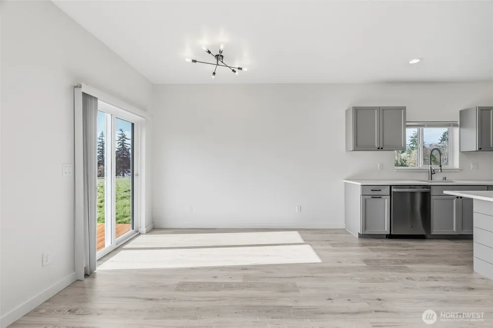 9 Anchor Way #B Cathlamet, WA 98612
