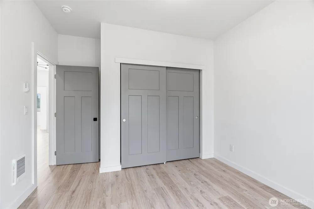 9 Anchor Way #B Cathlamet, WA 98612