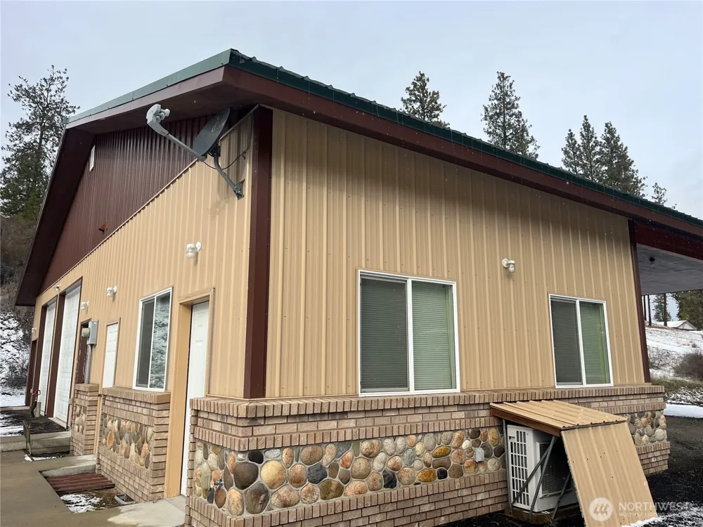 37855 Skyview Court Creston, WA 99147